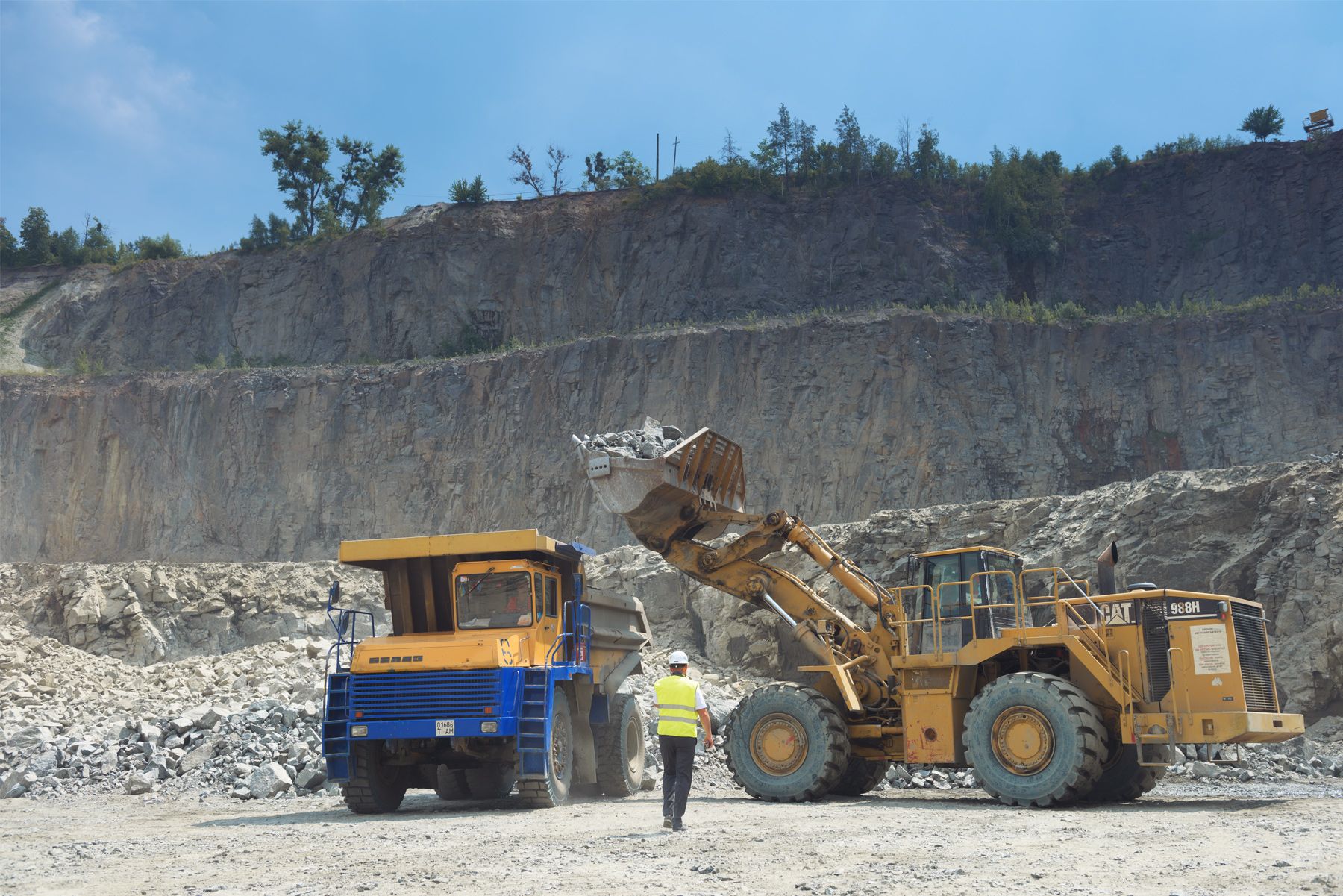 kompaniia unigran vpevneno dyvymosia v maibutnie 2